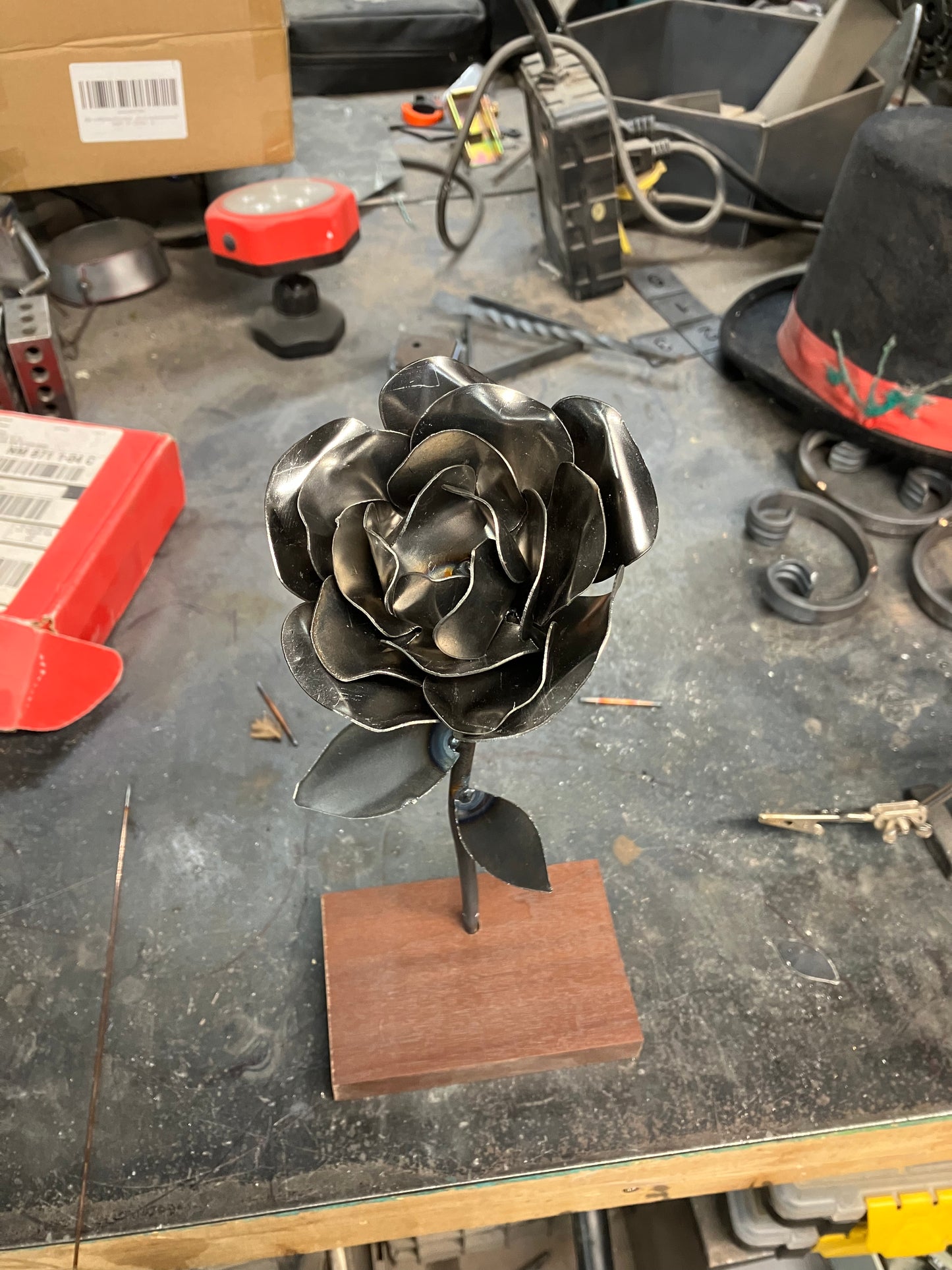 Steel rose w